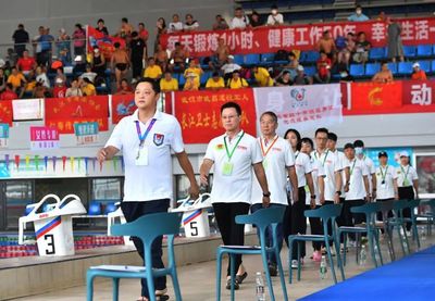 武漢全民健身運(yùn)動(dòng)會(huì)游泳比賽 一票難求背后，是武漢人對(duì)水的深情